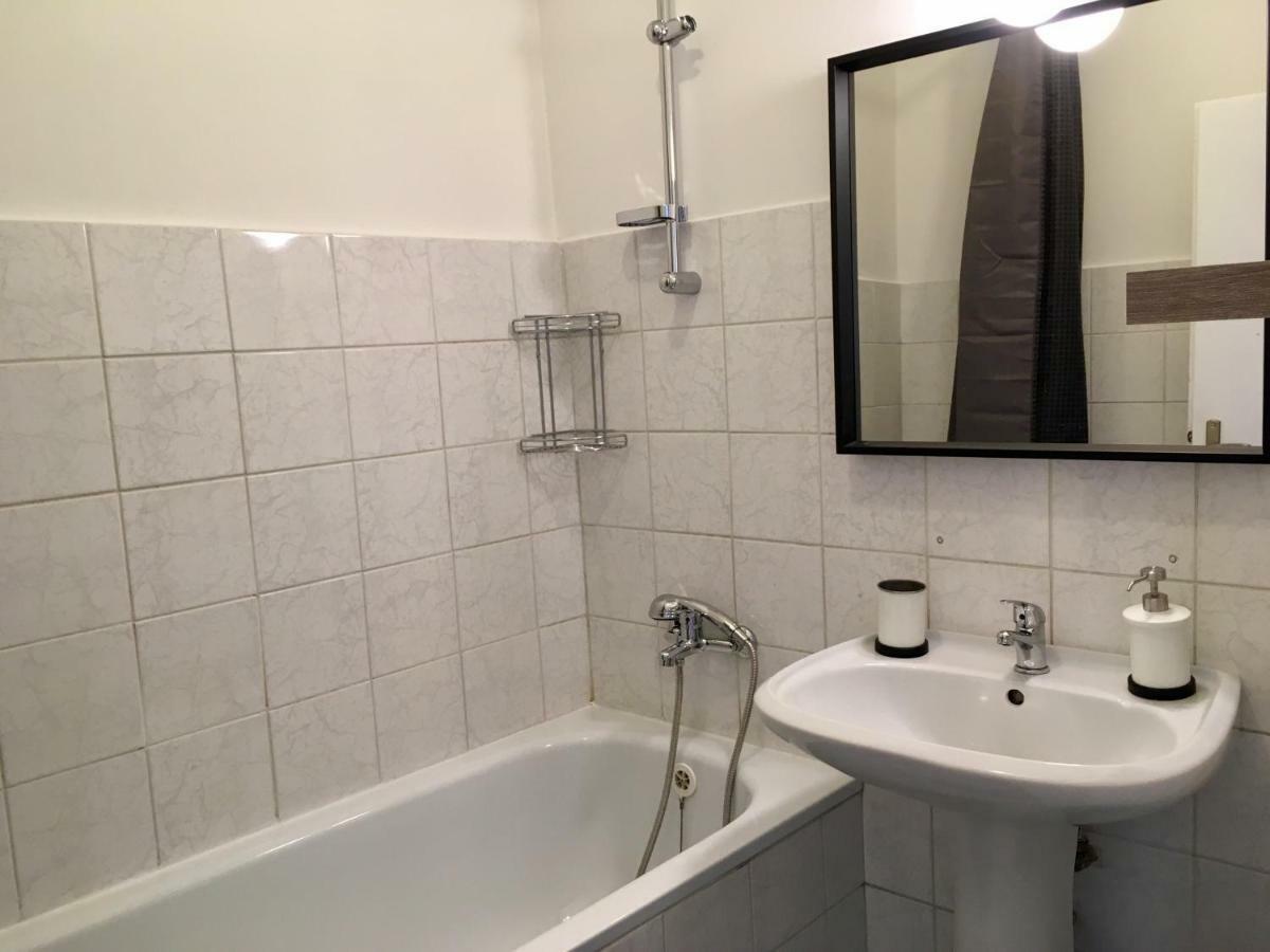 ברטיסלאבה Blu Apartment In Old Town מראה חיצוני תמונה
